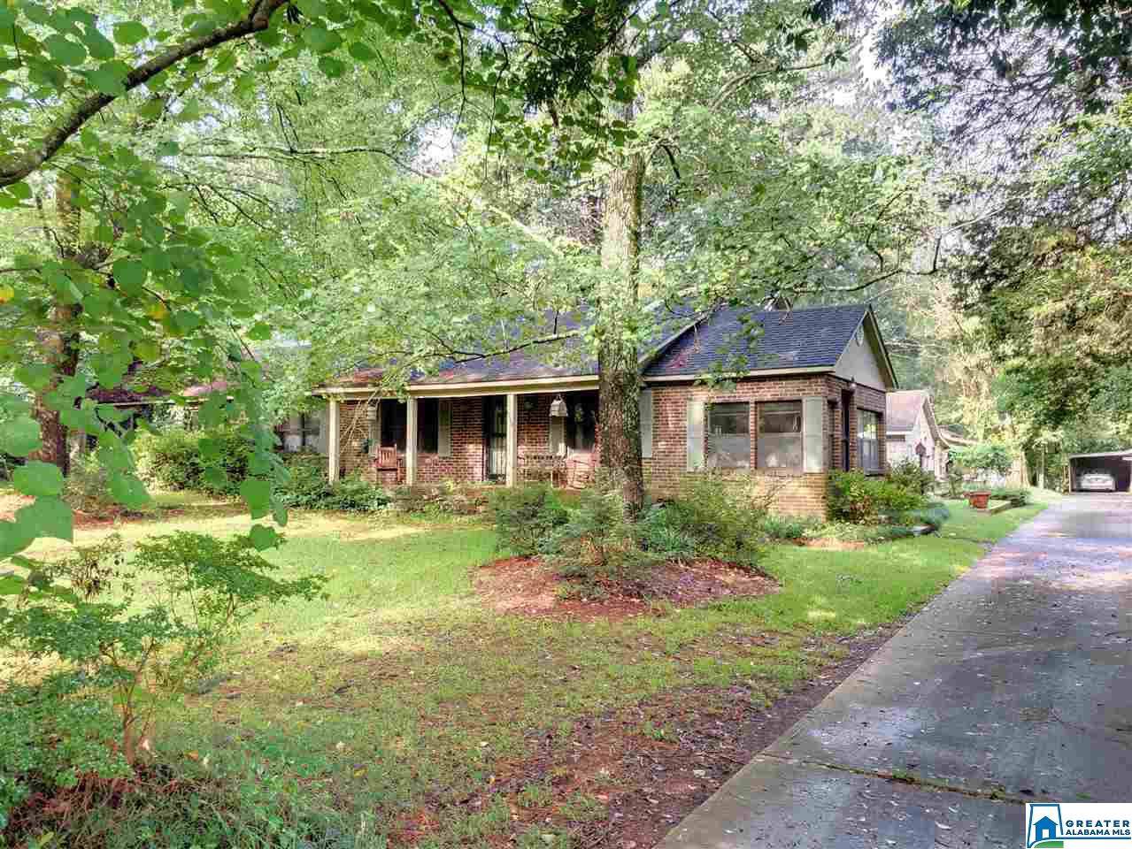 1120 Parks Cir - Photo 1