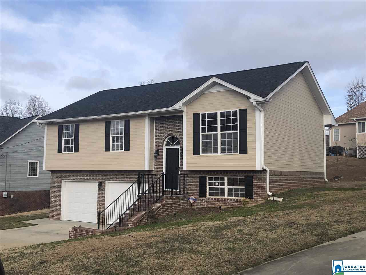1420 Memorial Cir - Photo 1 1420 Memorial Cir - Photo 1