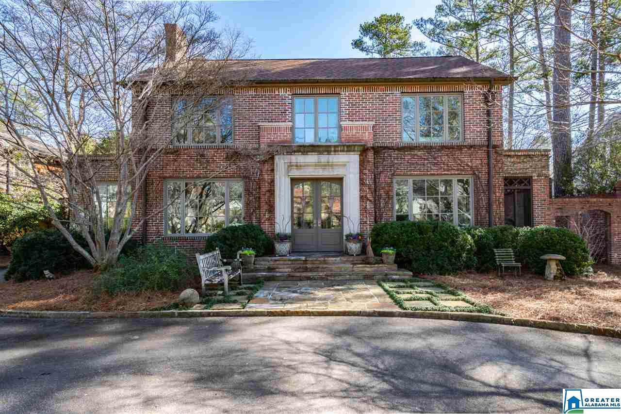 2913 Surrey Rd - Photo 1