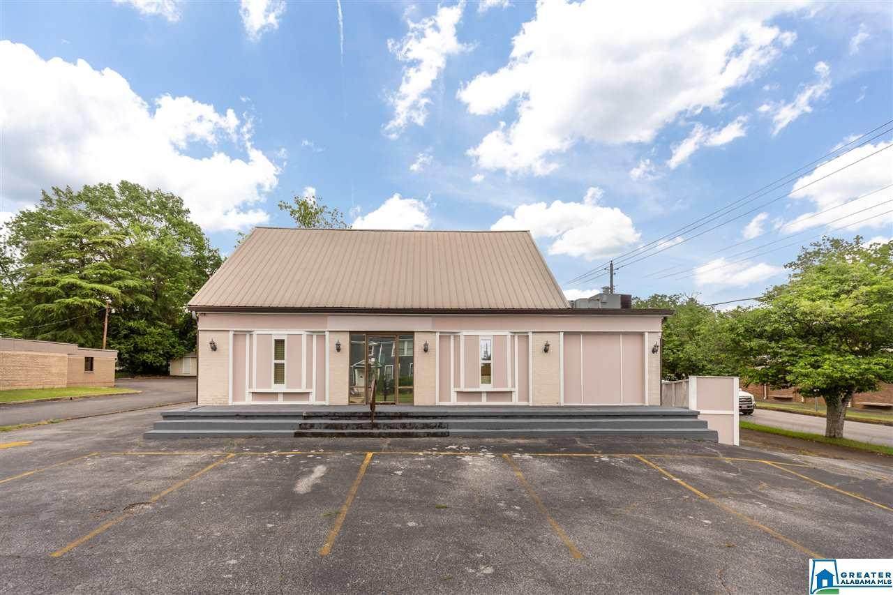 1101 Christine Ave - Photo 1