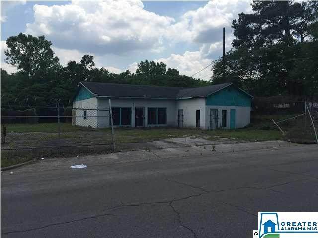 925 16TH AVE - Photo 1