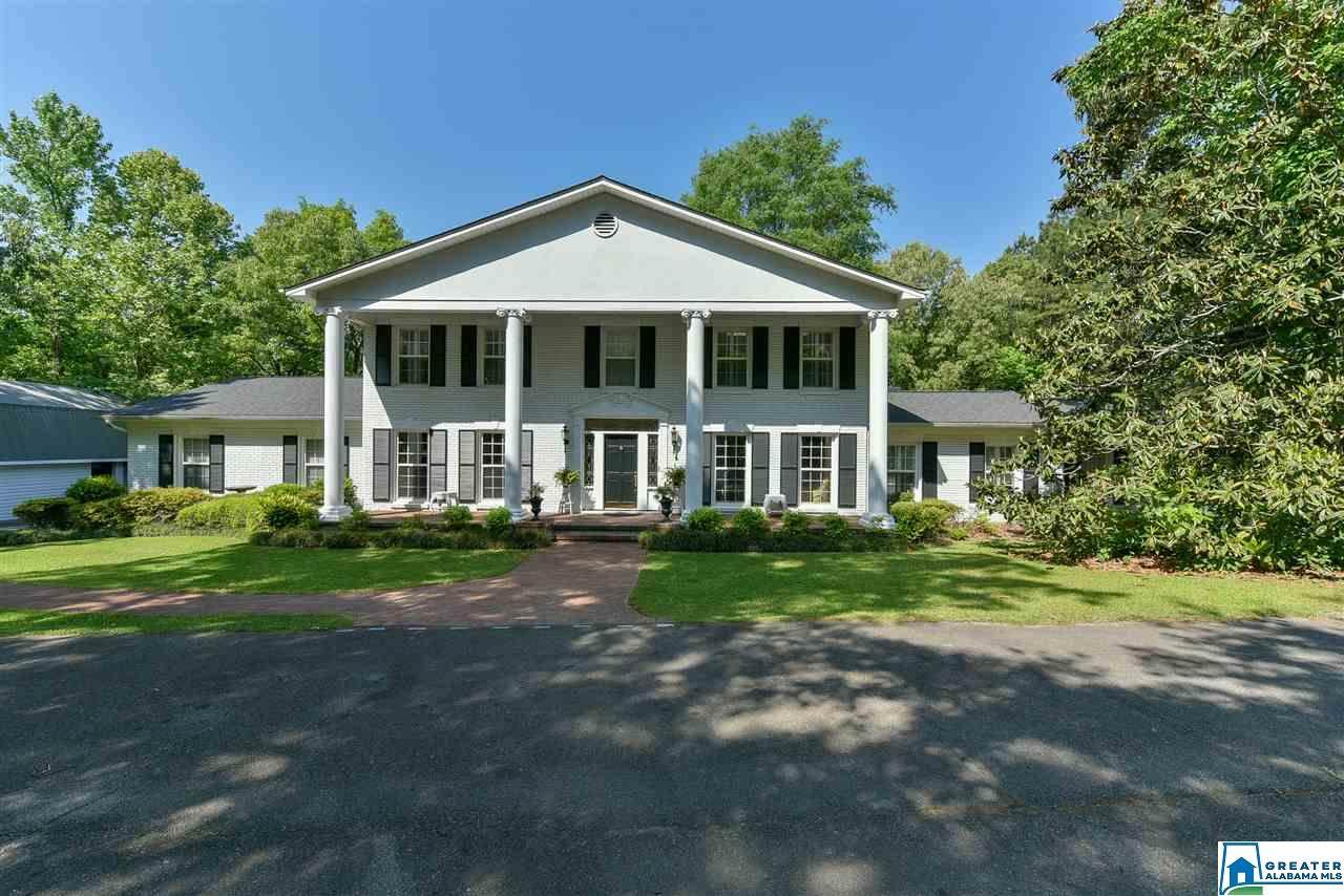4917 Stonehenge Rd - Photo 1