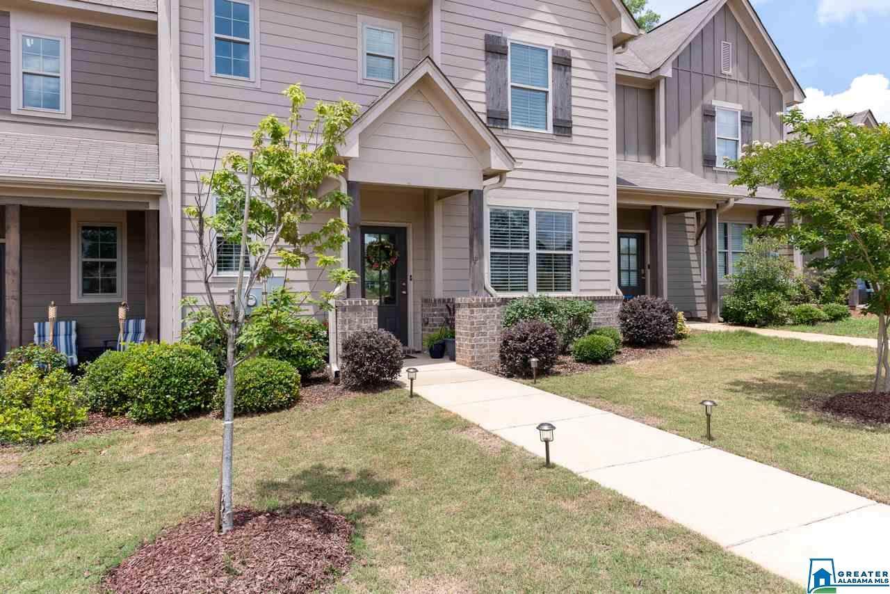 590 The Heights Ln - Photo 1