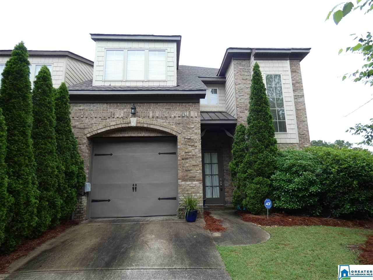 772 Flag Cir - Photo 1