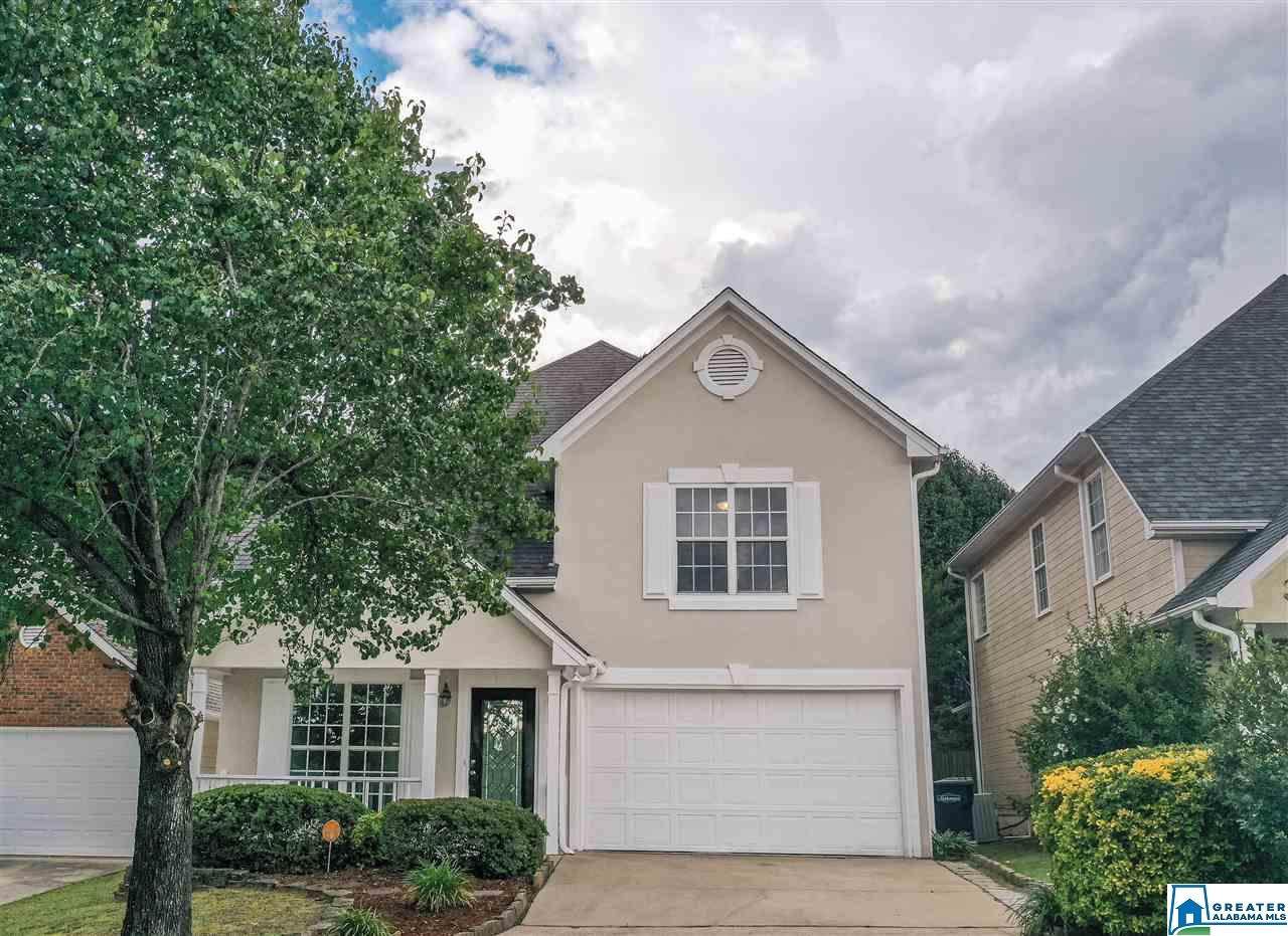 212 Warwick Ln - Photo 1