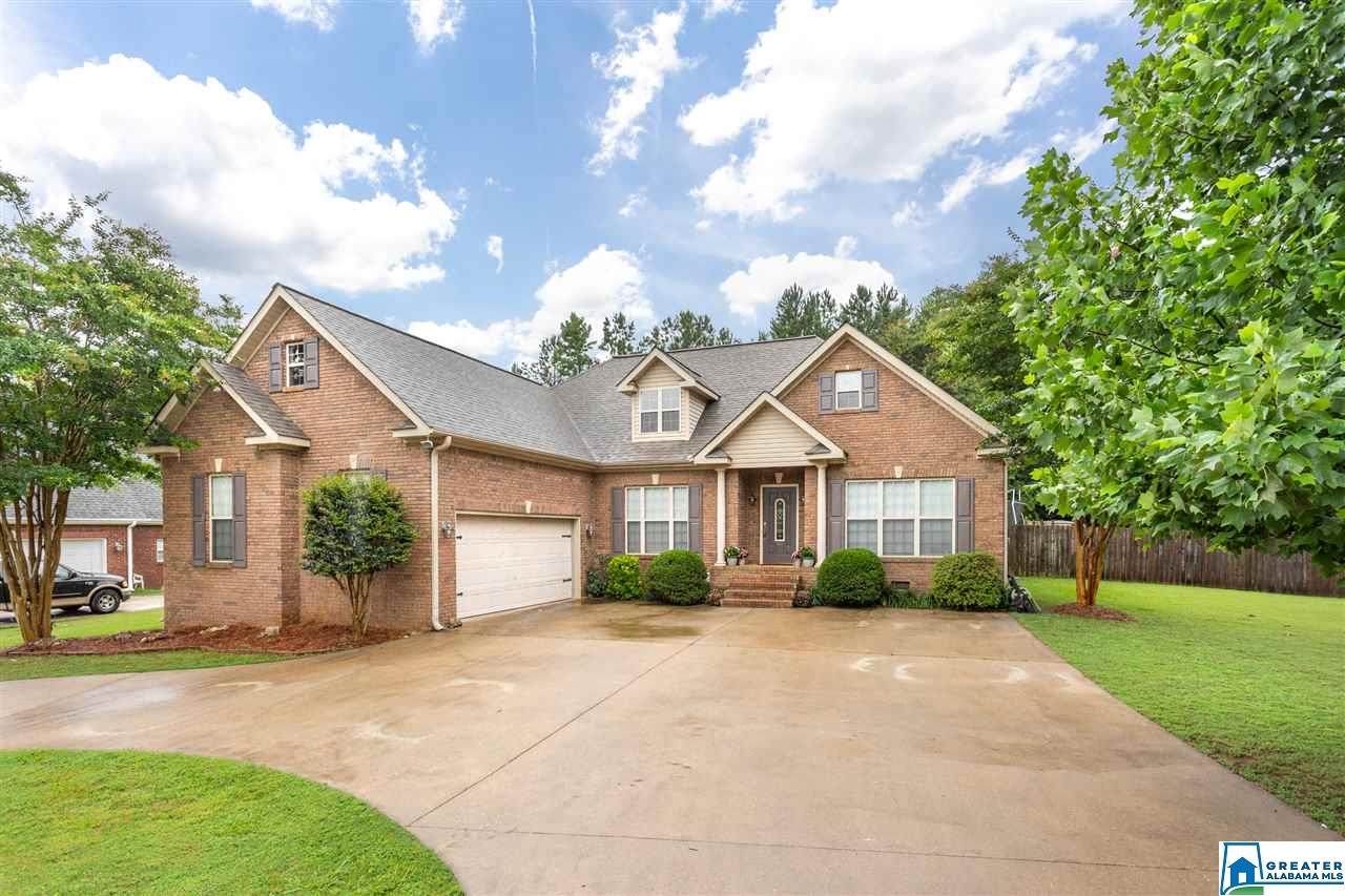 160 Stonegate Cir - Photo 1