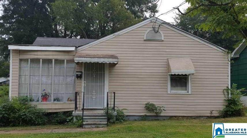 1645 18TH PL - Photo 1