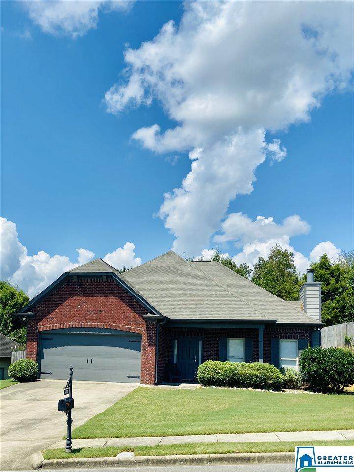 1021 Ivy Pl - Photo 1