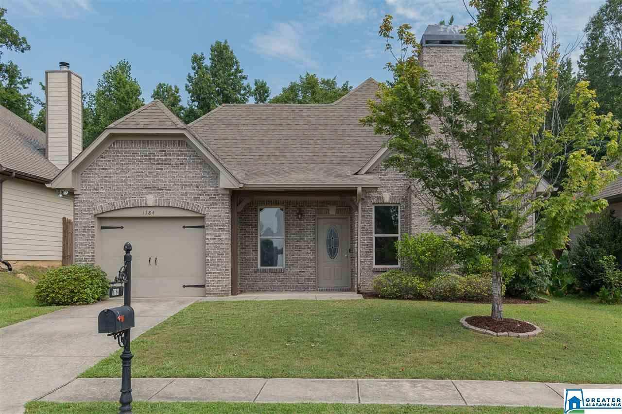 1184 Washington Dr - Photo 1