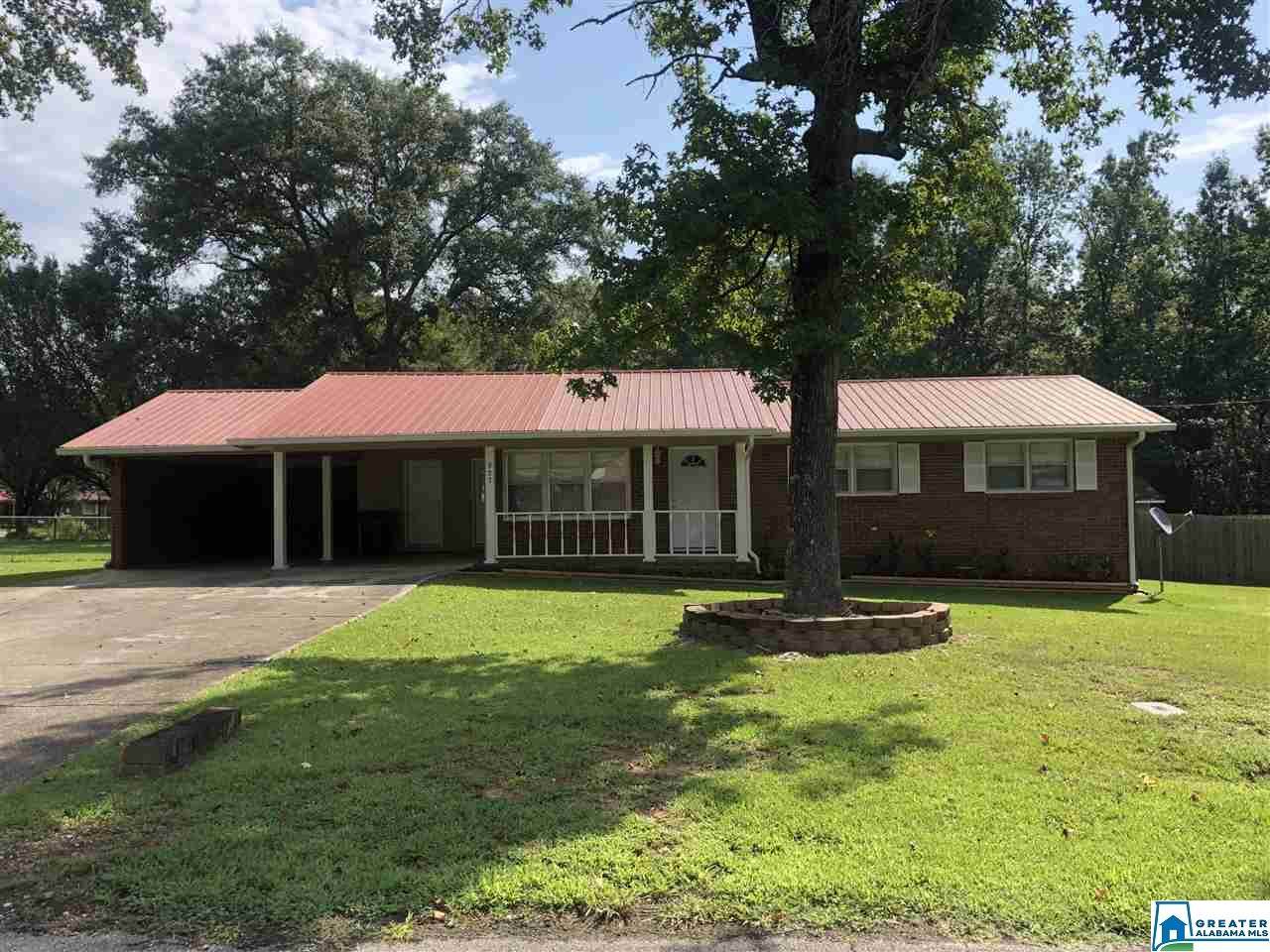 527 Kilarney Ave - Photo 1
