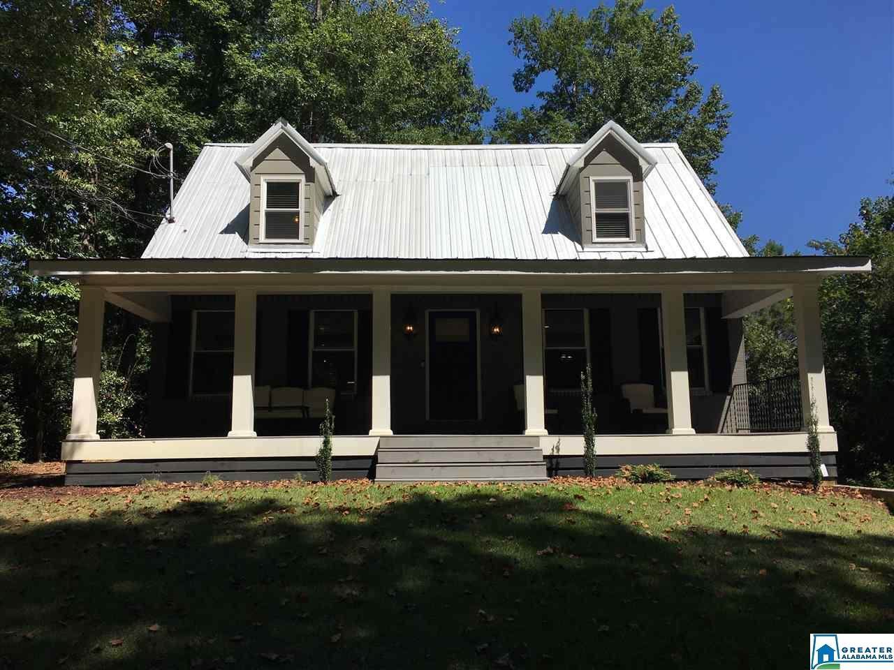 401 12TH AVE - Photo 1