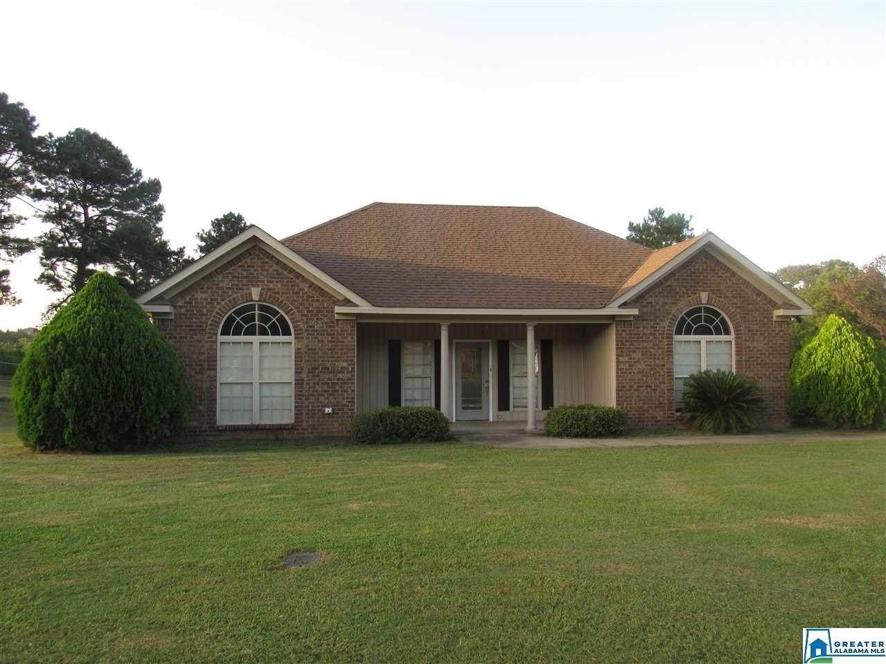 115 Colonial Cir - Photo 1