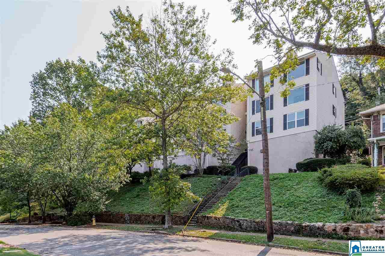 2455 Arlington Crescent - Photo 1