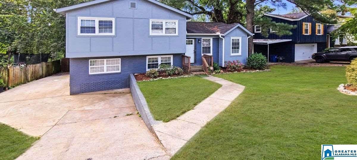1148 Hardwick Ln - Photo 1