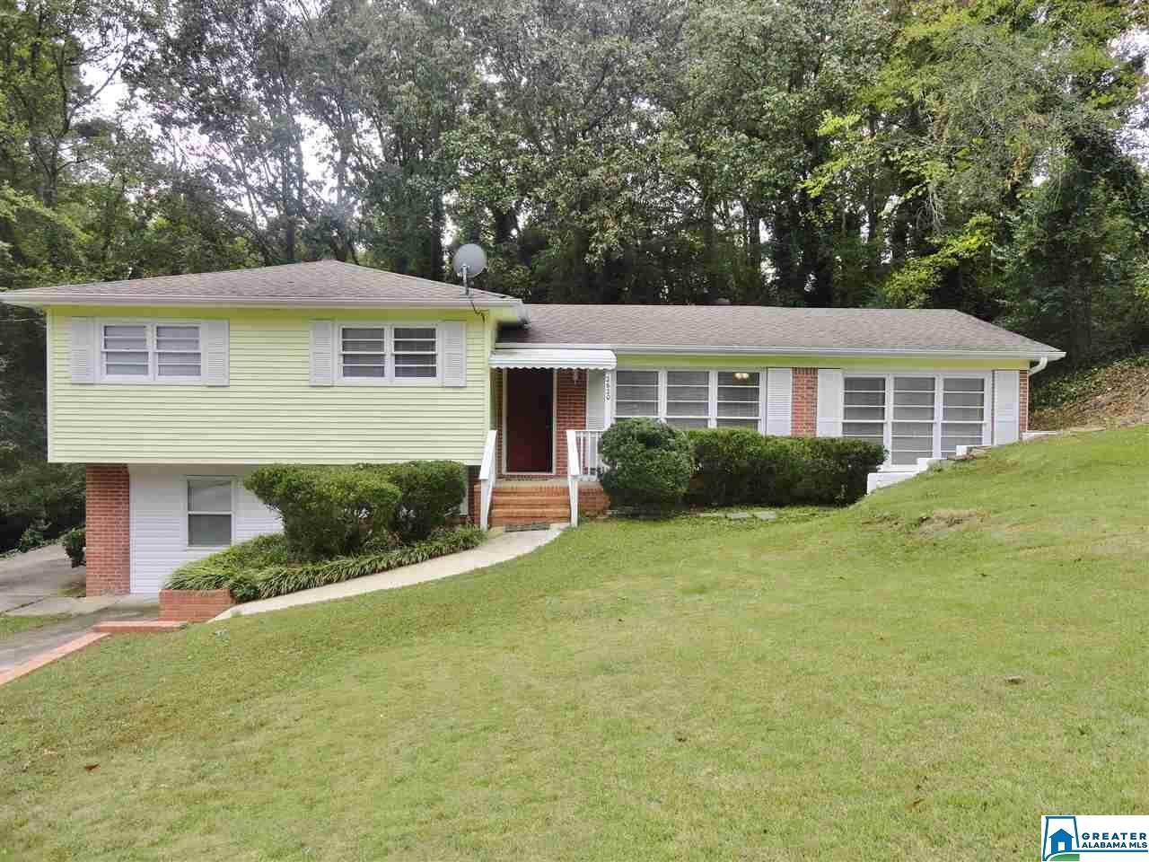 2620 6TH ST - Photo 1