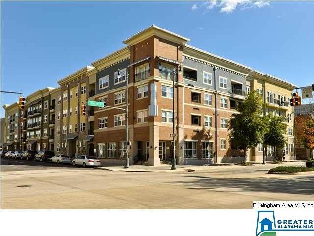 401 20TH ST - Photo 1
