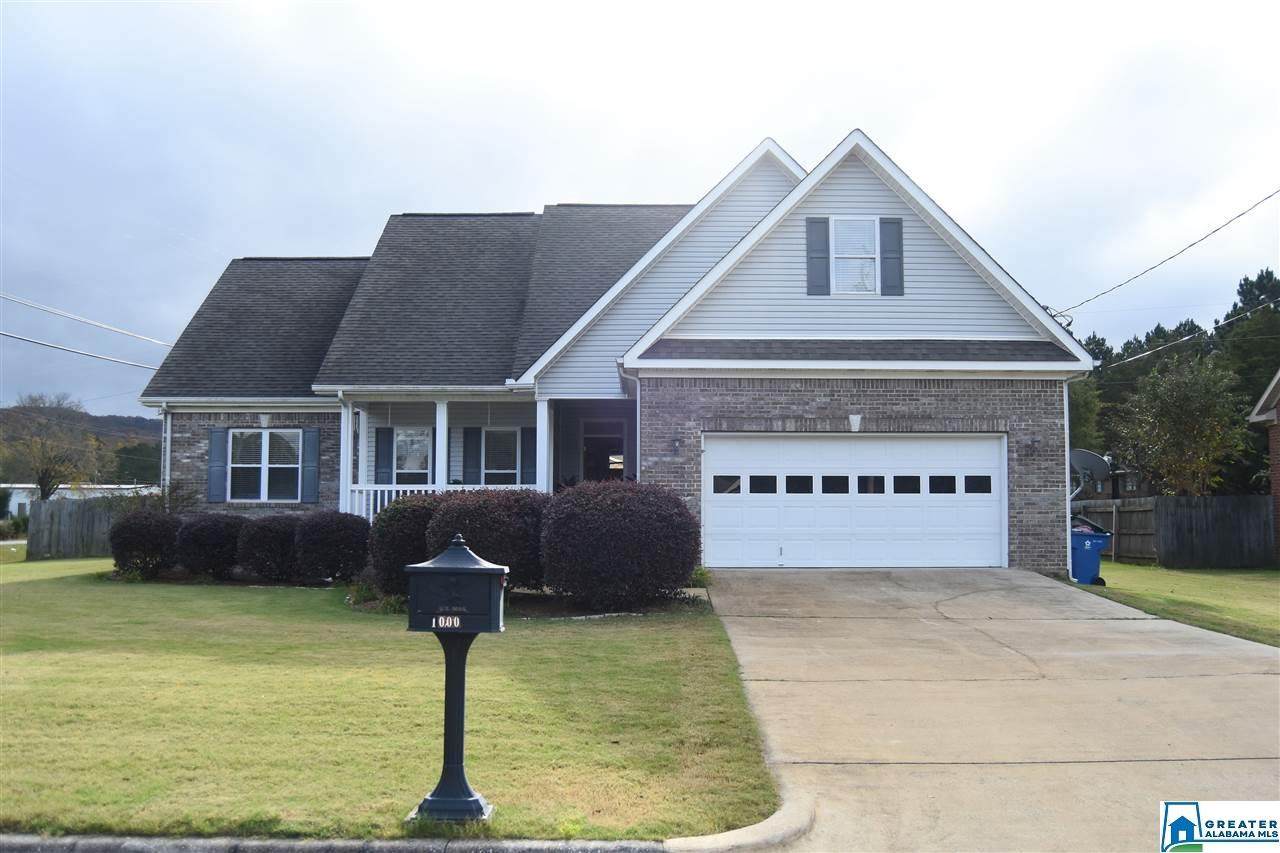 1000 Macy Ln - Photo 1
