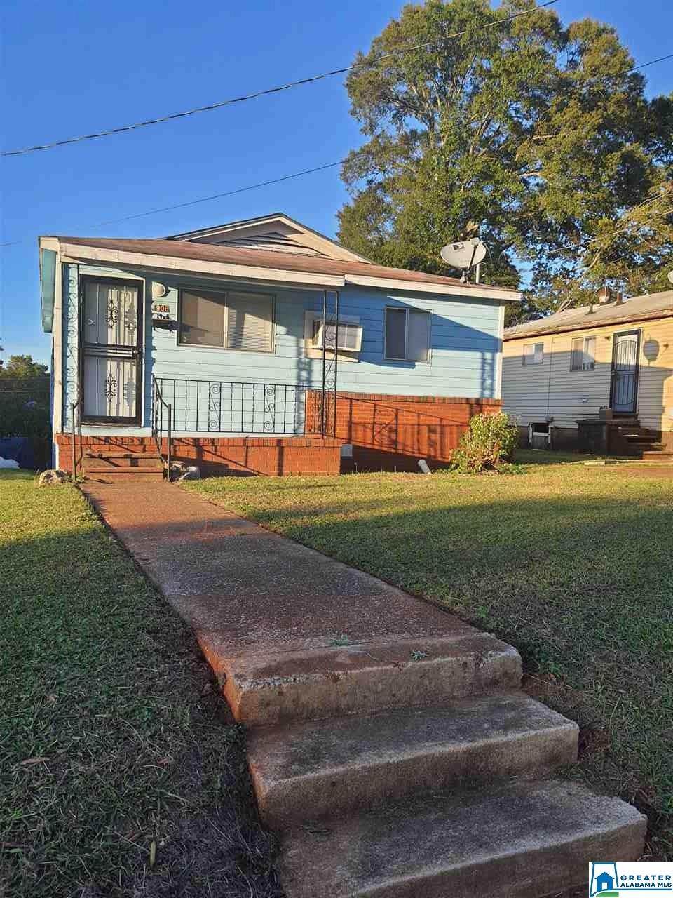 1908 Francis Ave - Photo 1