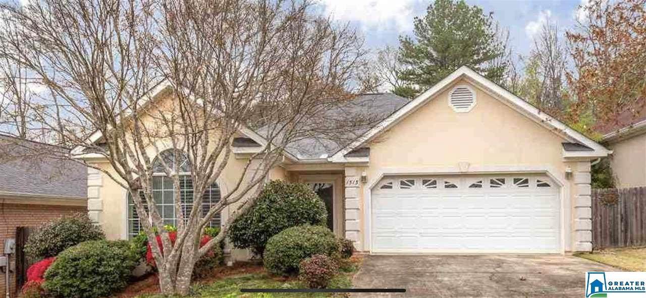 1513 Holly Berry Way - Photo 1