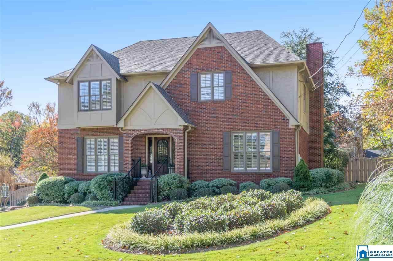 401 Pineway Dr - Photo 1
