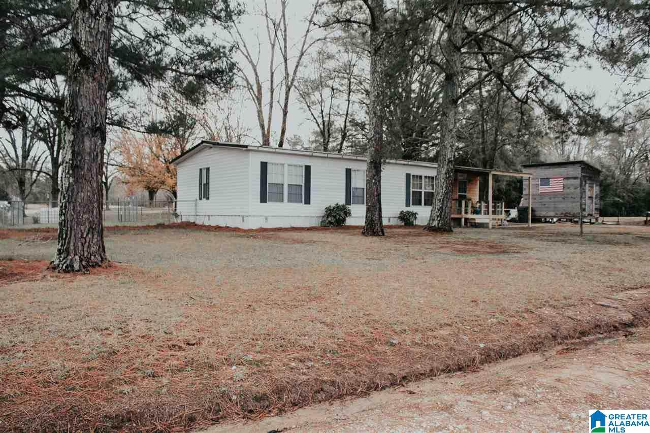 201 Cedar Springs Dr - Photo 1