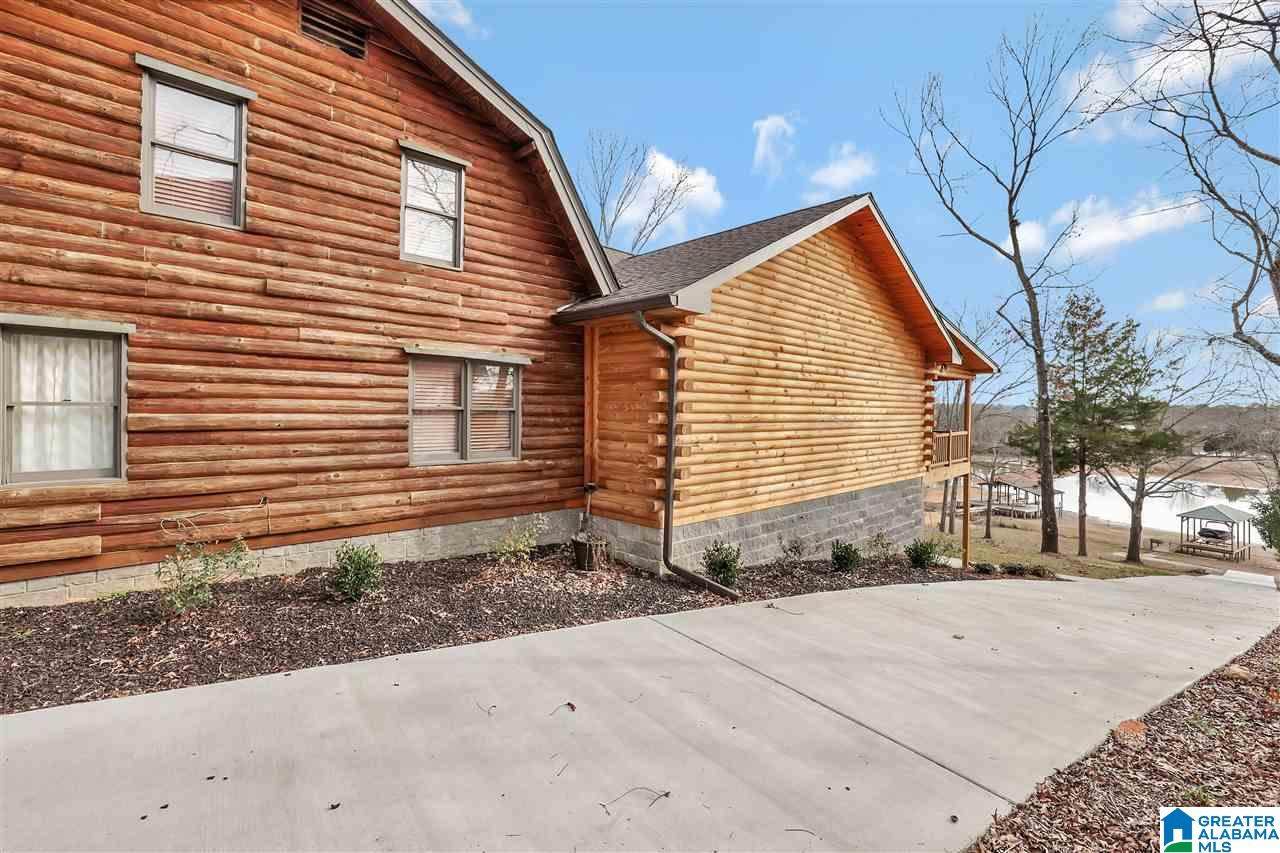 385 Eureka Rd - Photo 1