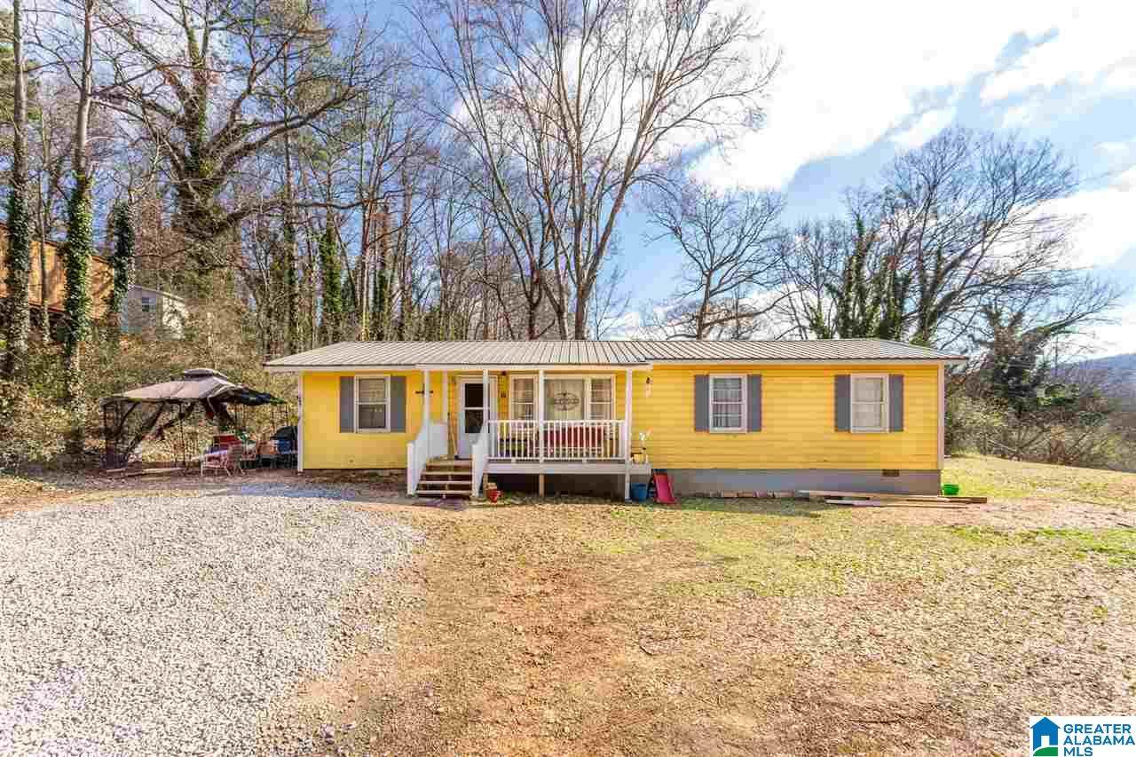 111 Carolyn Dr - Photo 1