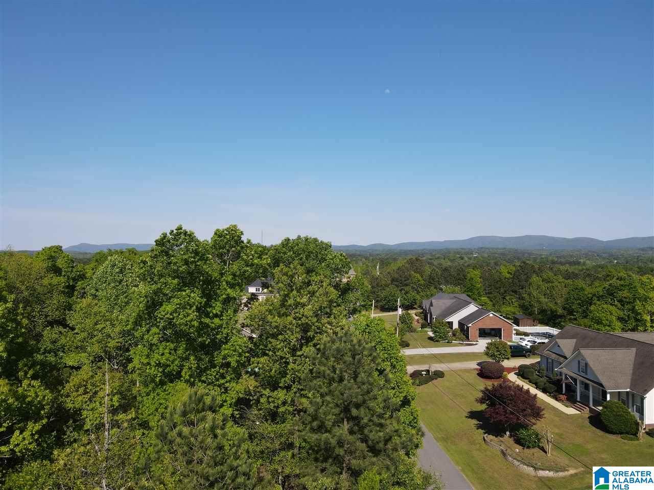 1035 Scenic Drive - Photo 1