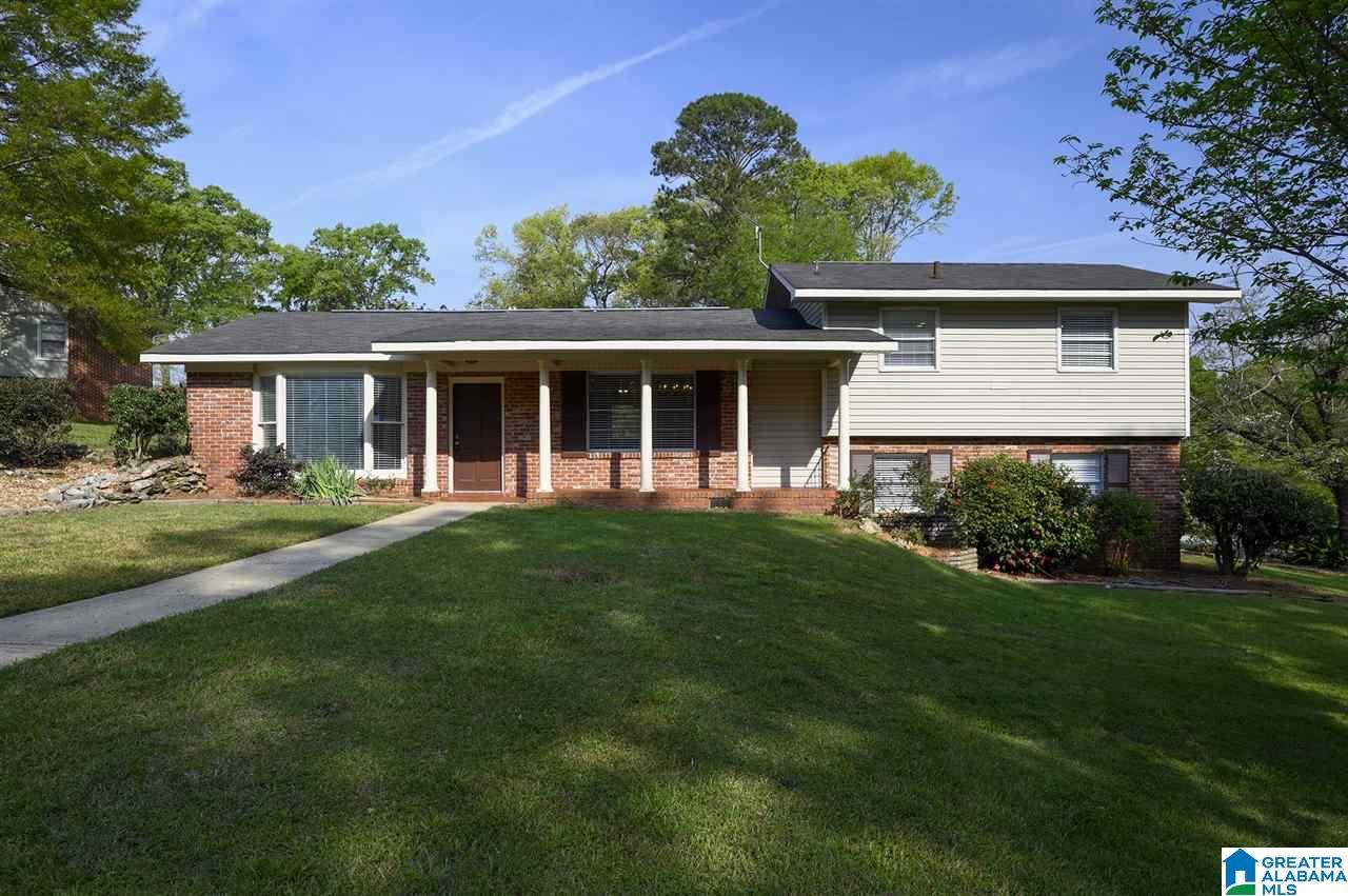 844 Cherokee Drive - Photo 1