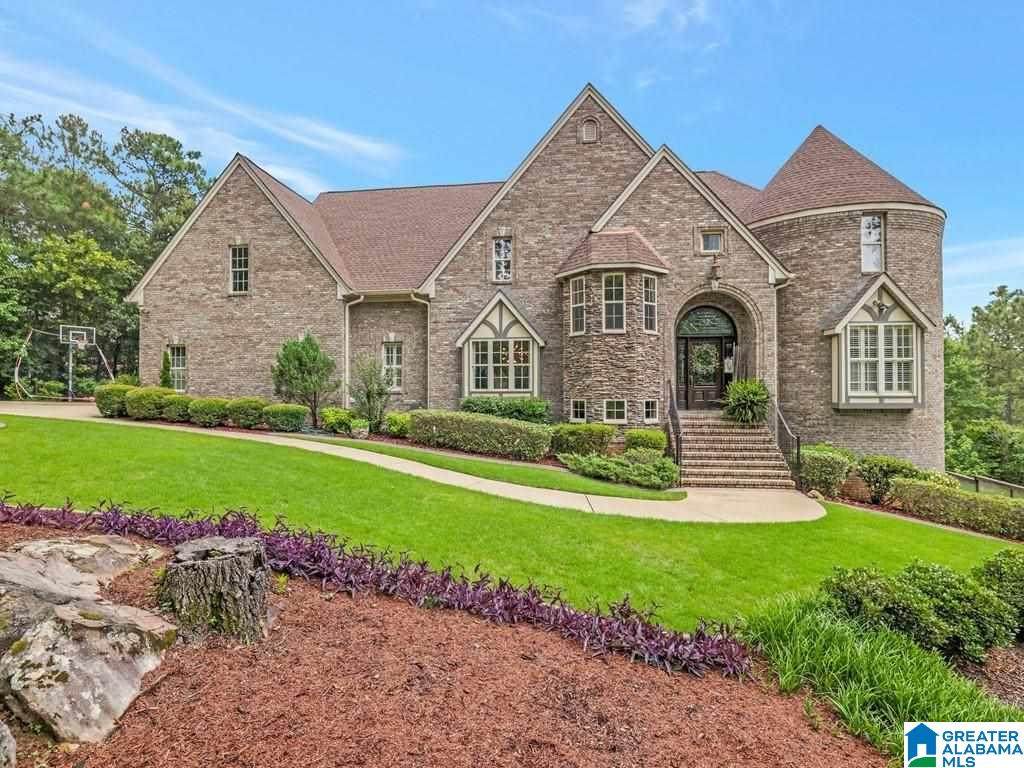 1091 Grand Oaks Drive - Photo 1