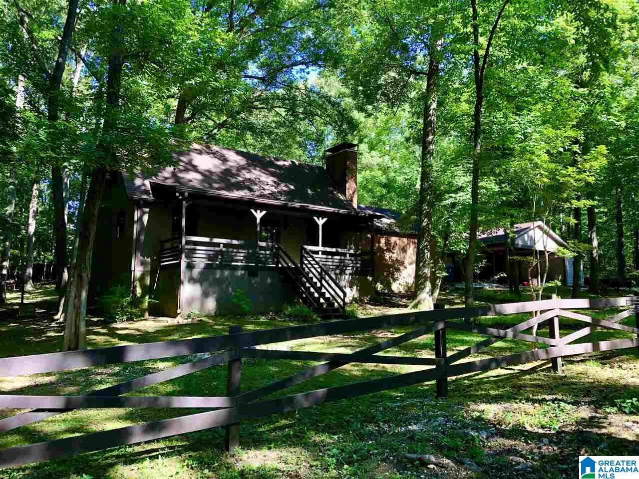 270 Huntcliff Drive - Photo 1