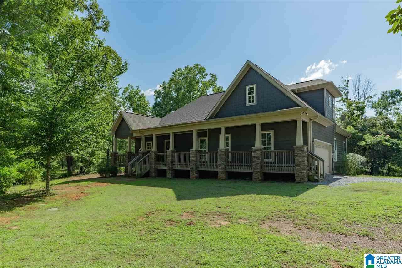 430 Hollow Drive - Photo 1