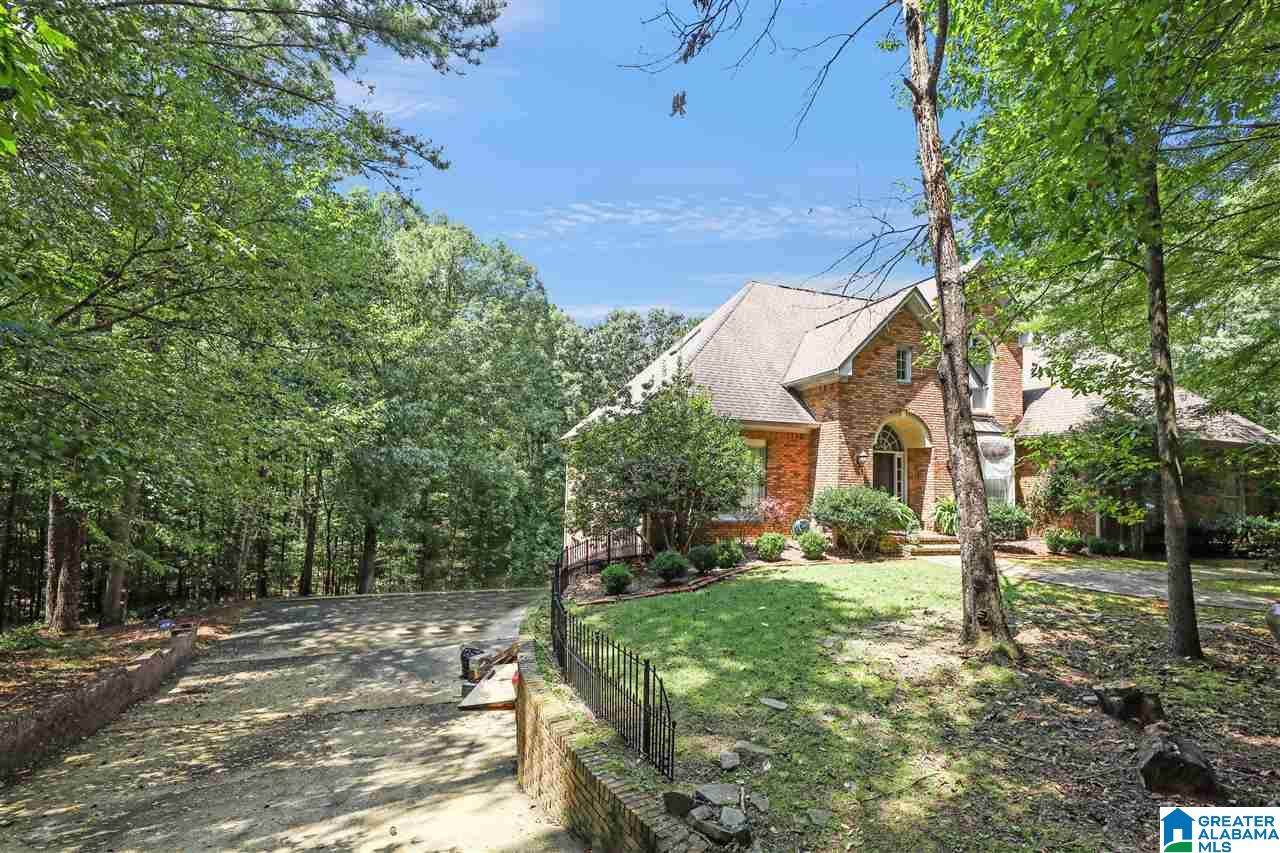 109 Pemberton Place - Photo 1