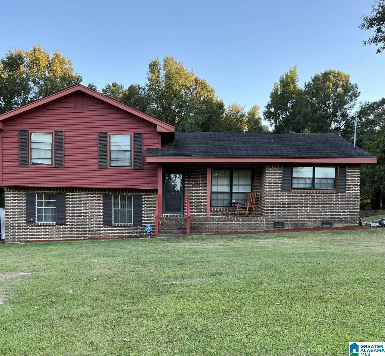 503 Brookwood Drive - Photo 1