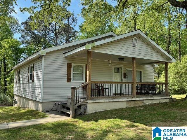 4608 Montview Avenue - Photo 1