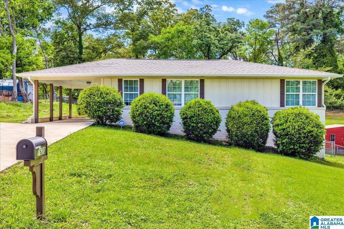 1620 Sue Drive - Photo 1