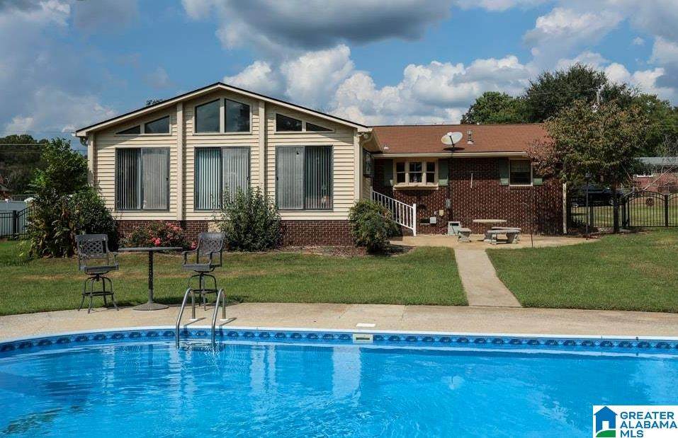 1324 Sunset Drive - Photo 1