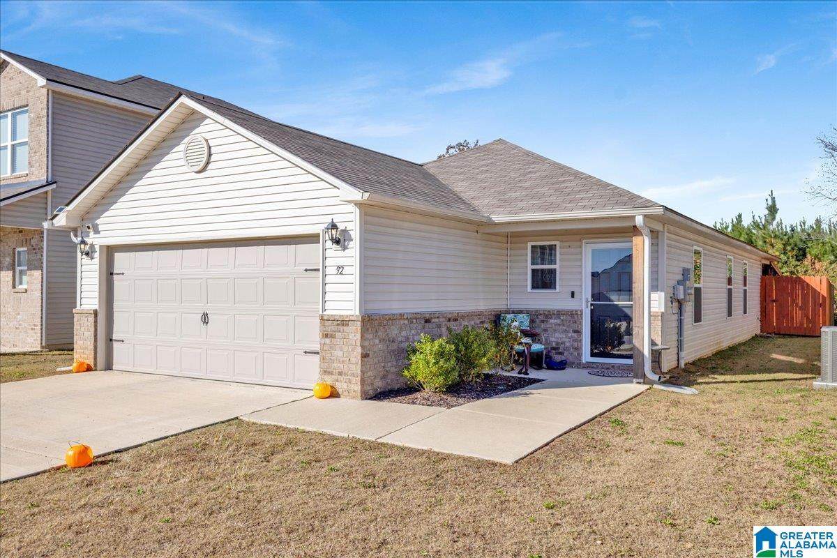 92 Jonathan Drive - Photo 1