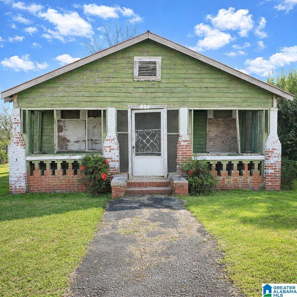 606 31ST AVENUE - Photo 1