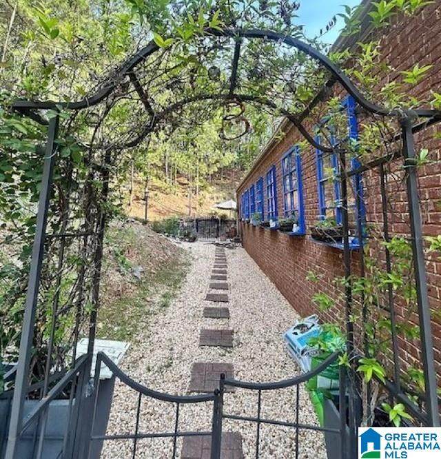 https://bt-photos.global.ssl.fastly.net/birmingham/orig_boomver_2_21454570-2.jpg
