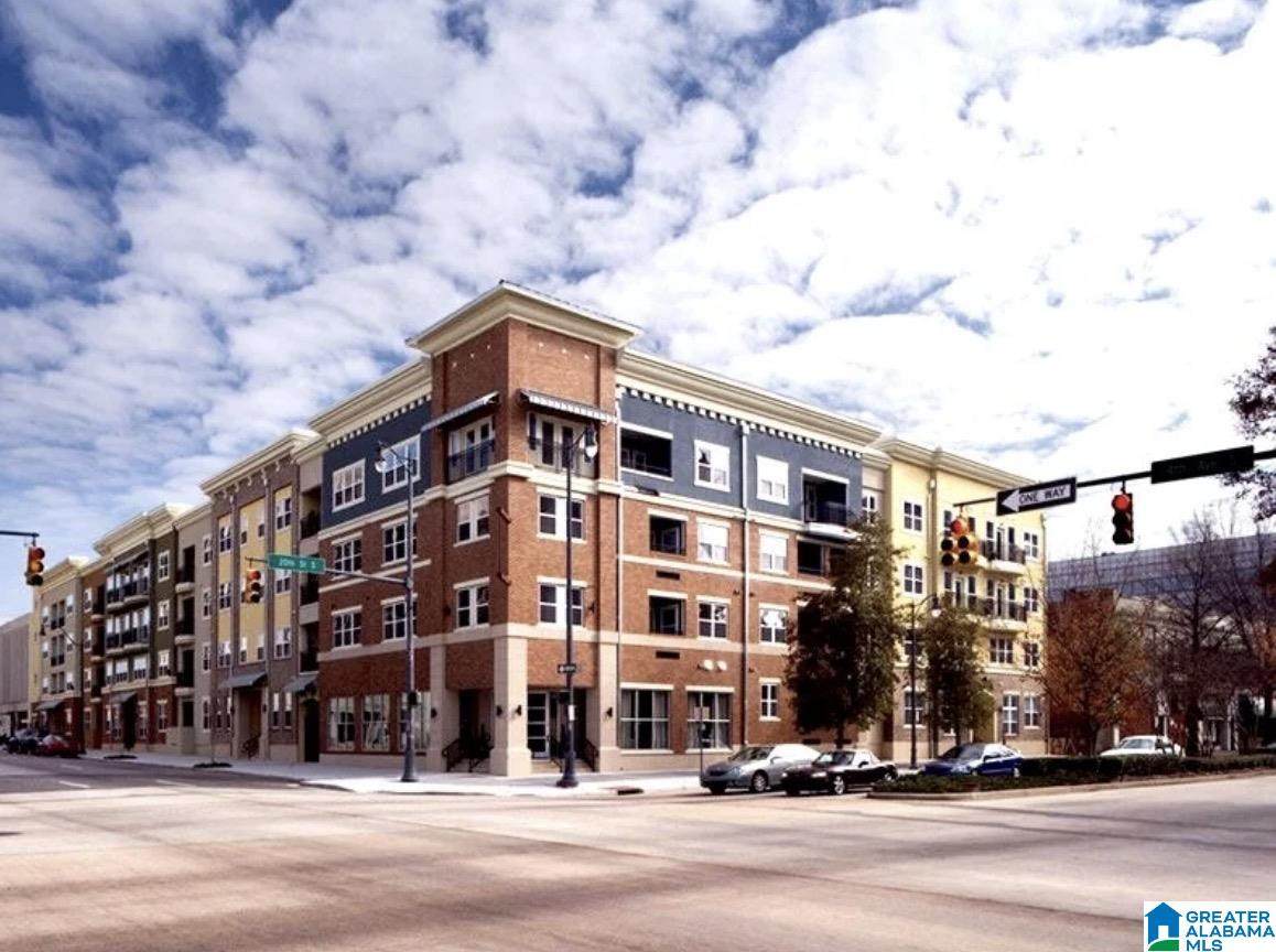 401 20TH STREET - Photo 1