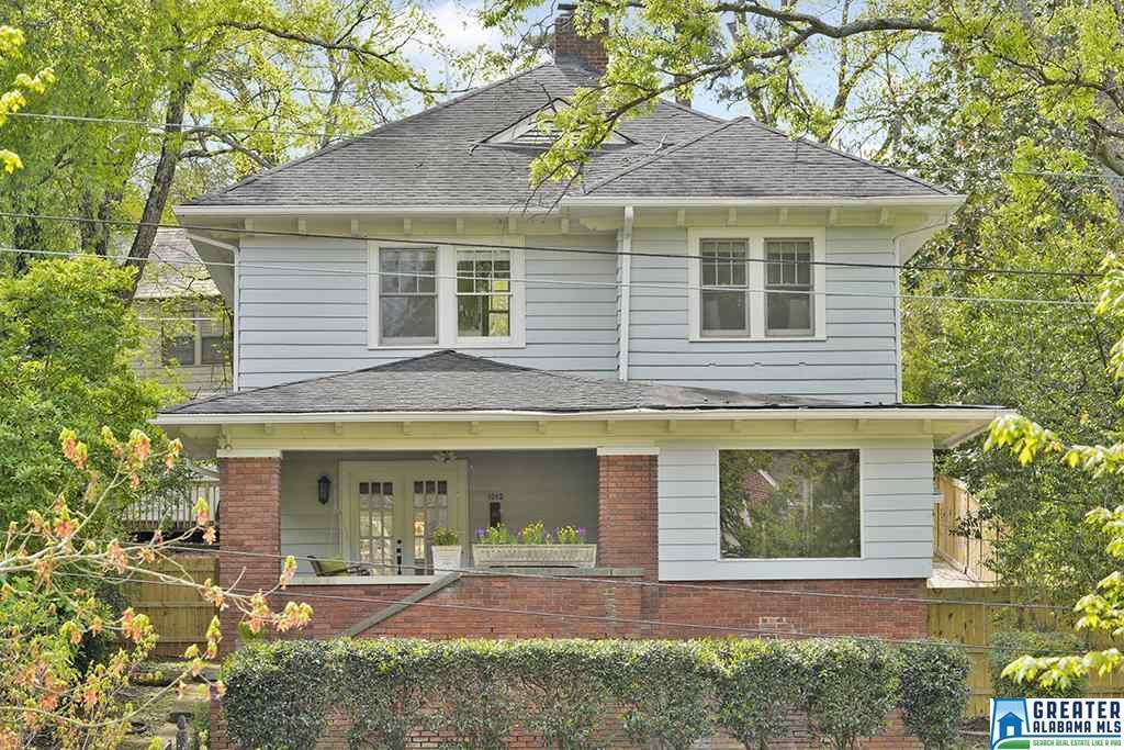 1012 42ND ST - Photo 1