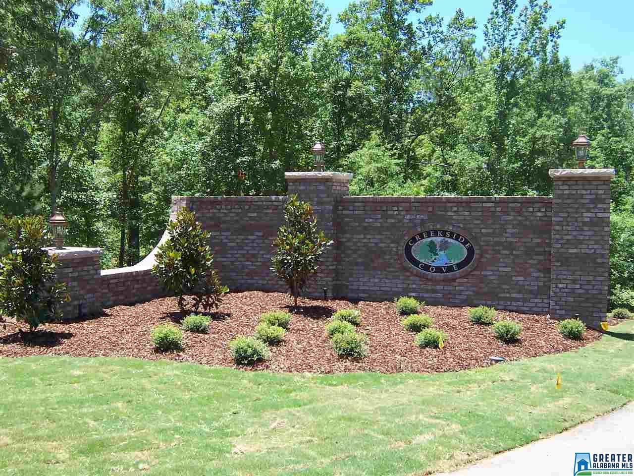 540 Applewood Ln - Photo 1