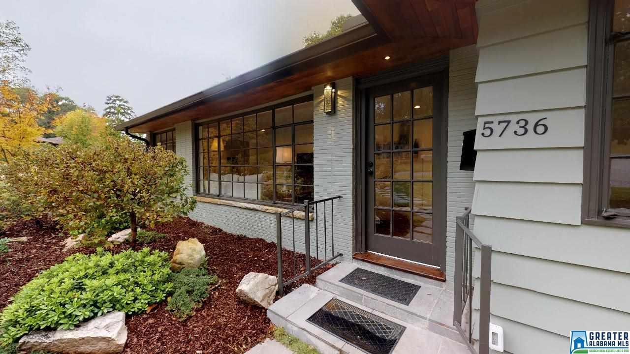 5736 8TH CT - Photo 1