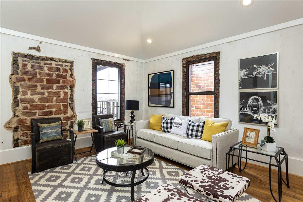 101 42ND ST - Photo 1
