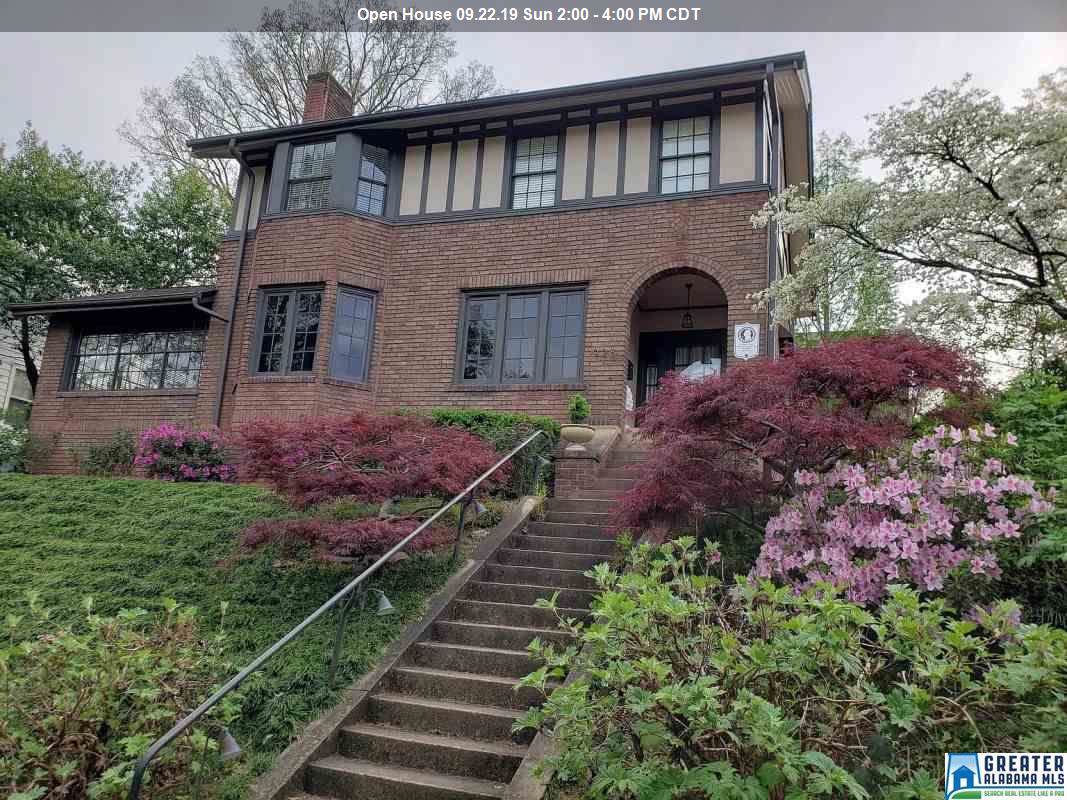 928 31ST ST - Photo 1
