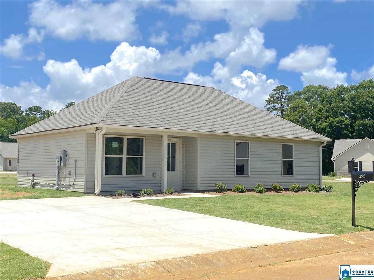 295 Sunlight Cir - Photo 1