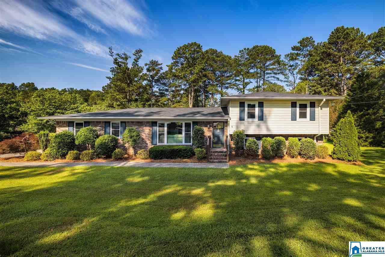 11 Pine Cir - Photo 1