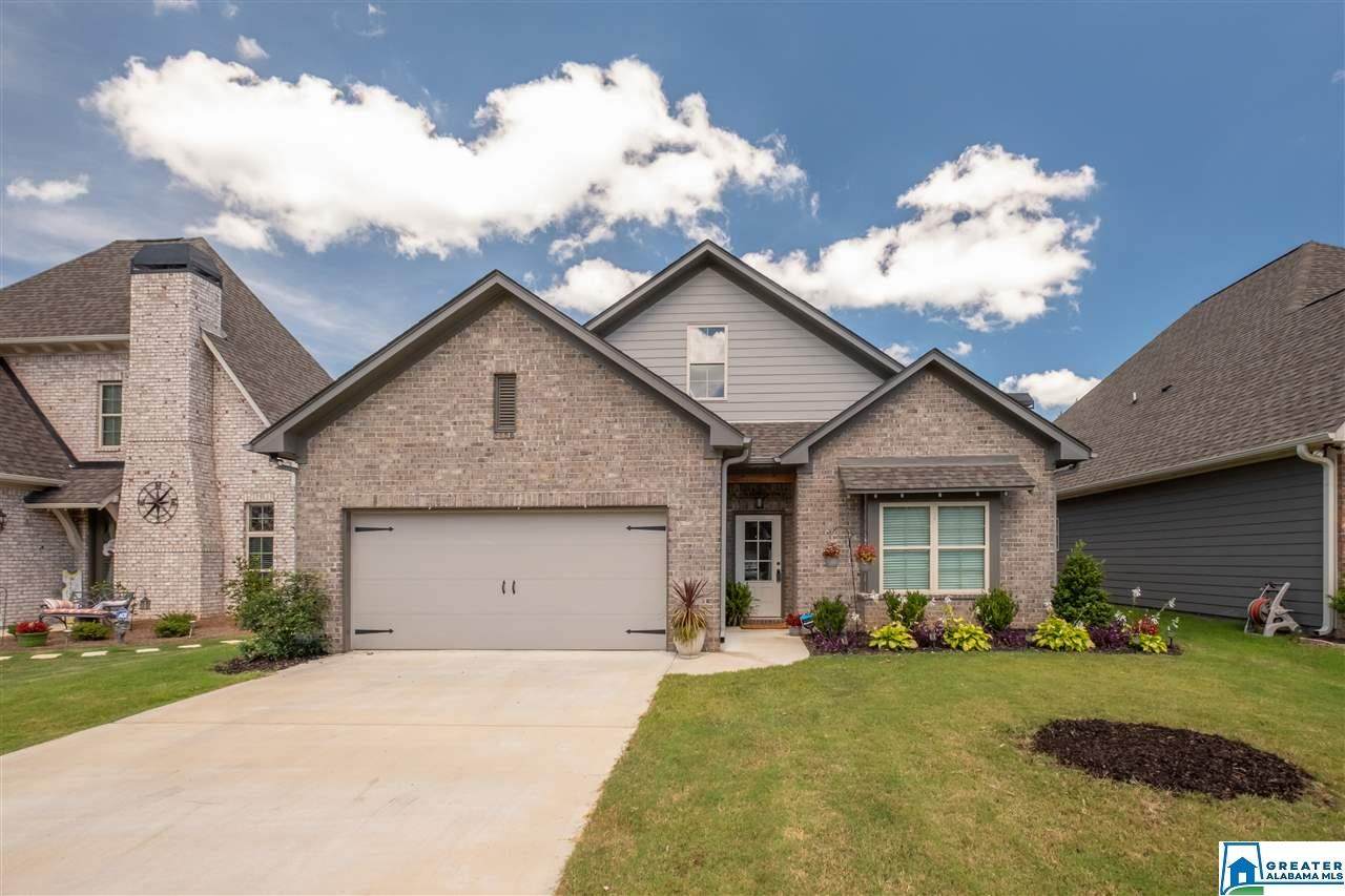 250 Sterling Pl - Photo 1