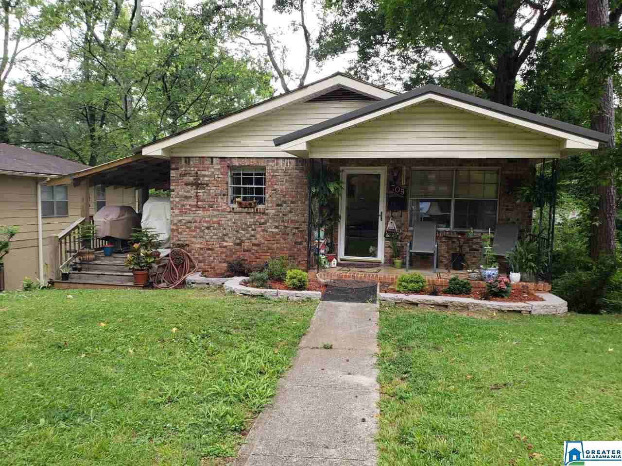 705 77TH PL - Photo 1
